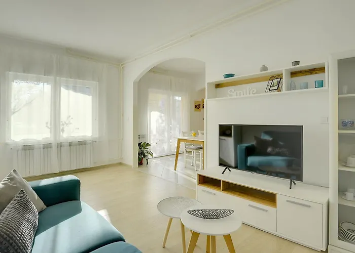 In Near The Sea * Πούλα