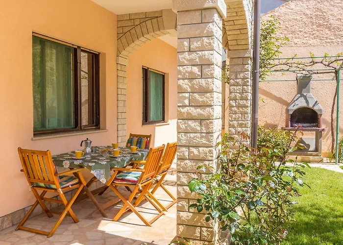 Apartament In Near The Sea